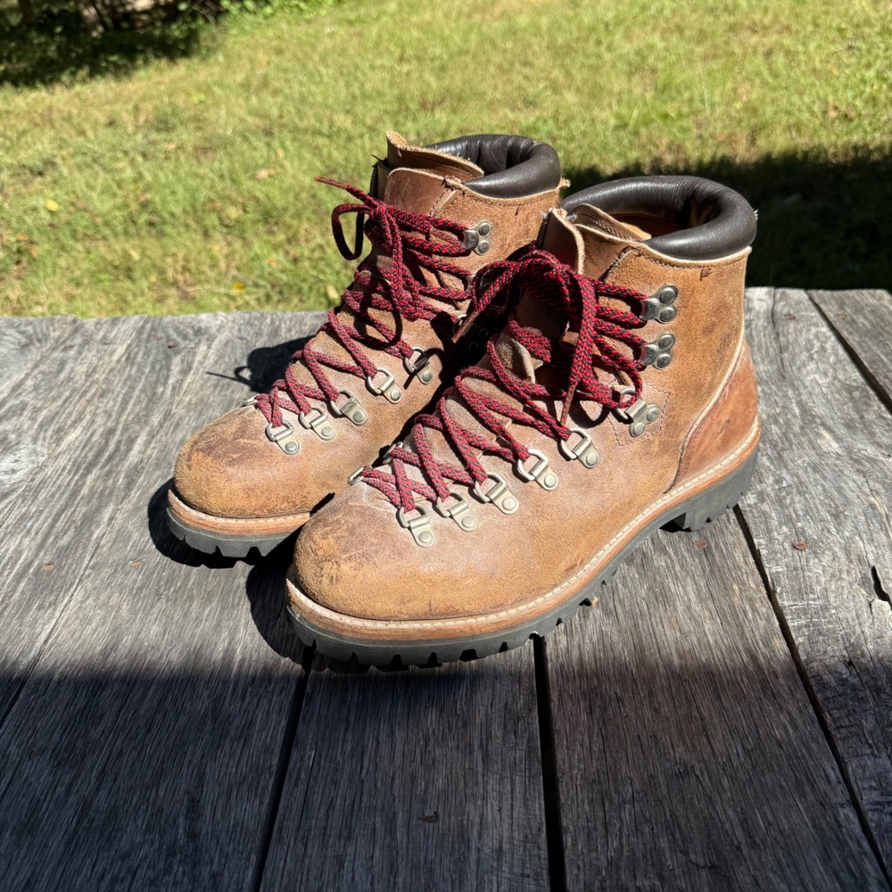VTG Vasque Whitney Mountaineering Leather Boots Men 9B Vibram Clergy Estate Find
